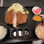 かつ味 - 定食