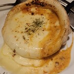 魚介イタリアン&チーズ UMIバル - CHICAGO PIZZA ミートソース
      