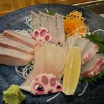 四季料理居酒屋 くろいわ - あぢっけなー、はまち　カンパチだっけか？