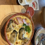 ジョリーパスタ - 料理写真:釜焼きベーコン牡蠣