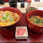 家族亭 - 料理写真:カツ丼セット