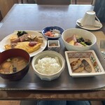 アッパーラウンジ - 