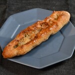 ブーランジェリー ボネダンヌ - クルミとゴルゴンゾーラ