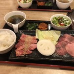 焼肉ホルモンゆうじ三木店 - 