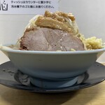 俺の生きる道 - 俺道ラーメン（300g）1100円横から