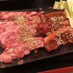 焼肉ホルモンゆうじ三木店 - 