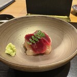 とり やまもと - 砂ずりのお刺身
                                笹身のお刺身【塩脱水】