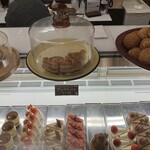 おかしの家ノア - ショーケース