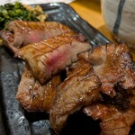 牛舌炭燒　仁