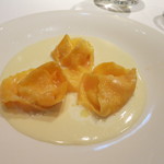 レストラン ラッセ - 27年1月　スペシャリテ　4種チーズを包み込んだラビオリ