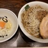 ラーメン 雷 東京本丸店