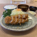 とんかつ屋 双葉 - 上ヒレかつ定食（2,420円）