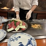 ステーキランド - お皿も素敵