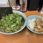 横浜らーめん 武蔵家 - 