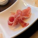 鉄板二百℃ - 生ハムオリーブ(*^^*)