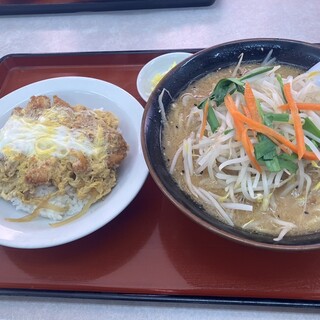 口コミ一覧 : ラーメン まるとも - 湘南台/ラーメン [食べログ]