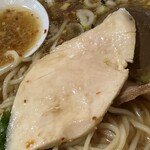 椎良神水 - 鶏肉も美味しいかった