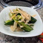 三味園 - オイキムチ@¥470