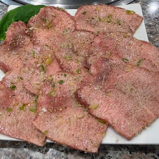 三味園 - 料理写真:◎ 上タン塩@¥2500x2