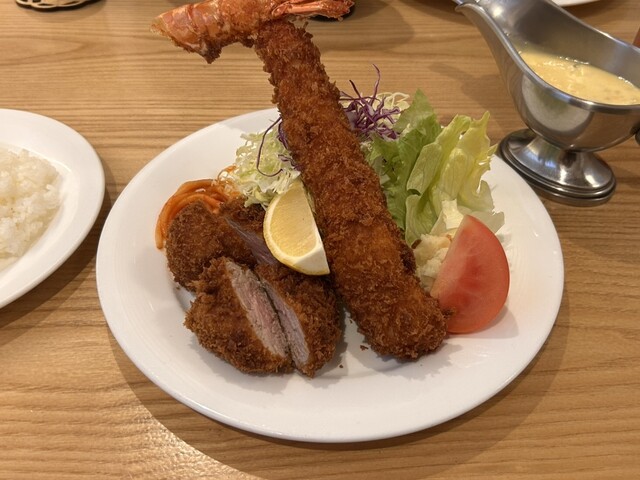 浜っ子よこまち - 富士急ハイランド/ステーキ | 食べログ