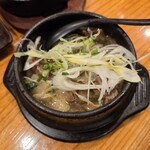 丸一酒場 - 牛もつ煮込み