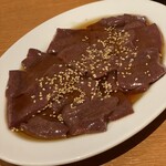 炭火焼肉ホルモン まるは - 