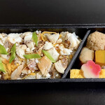 赤坂 有職 - 料理写真:焼鯛の海苔弁当