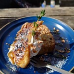 アティックルーム靖国外苑 - バナナと黒糖のパウンドケーキ