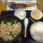 おふくろ亭 - ホル鍋定食 ニンニクがっつり 500円