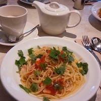 アニヴェルセル カフェ - 鮭といくらと大葉のパスタ。
                美味しかったのでペロリでした！
