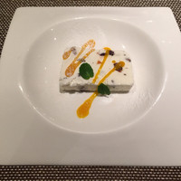 オッジ ダルマット 西麻布店 - カッサータ、ドライフルーツとナッツ入り