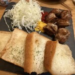 もつ焼き煮込み ボブ - 