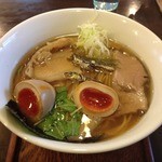 麺や しき - しき麺（700円）＋麺大盛（100円）＋限定大分産濃厚煮卵（100円）