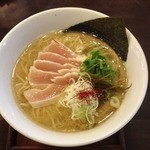 麺や しき - 支那そば（780円）＋大盛り（100円）