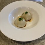 餃子とワイン 果皮と餡 - 