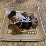 餃子とワイン 果皮と餡 - 