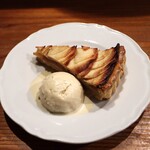 Hachihare - グラニースミスのアップルパイ　~自家製バニラアイス添え~