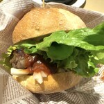 土佐あかうしとワイン プティ・ヴェール - 