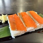 べに花庵 - 料理写真:土日限定「塩引寿司」（480円）