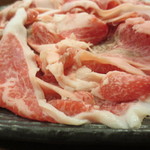 魚介料理 海 - 兵庫県産A4和牛のお肉はなかなか切れです。