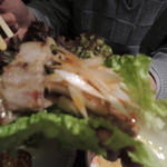Yondonno sakaba - 野菜で包んだサムギョプサル