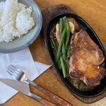 とんかつ　ステーキ 篠 - 