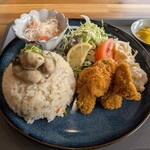 カキテラス波音 - 