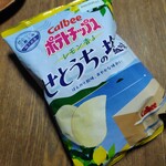 九州屋 - 『ポテトチップス レモン香るせとうちの塩味』１８０円