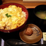 Torisanwa - 香草美水鶏親子丼702円（税込み）
