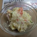 もつ焼　ふじ - ポテトサラダ