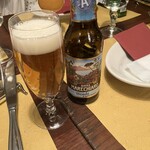 オステリア ダ アダ - ヴェネチアビールのマーレ・キアッロで乾杯。