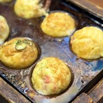 Takoya Dotonbori Kukuru Hon Ten - Takoyaki with Large Octopus – 4 pieces