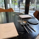 ラ・ボンヌターブル - 