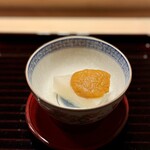 多仁本 - 潔い聖護院大根と甘めの味噌。